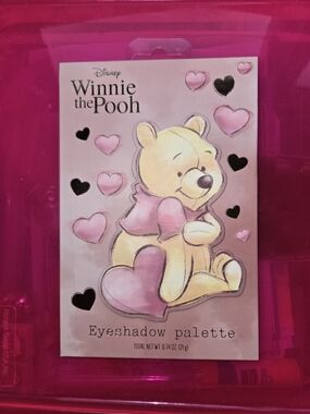 Disney Winnie the Pooh Pink Hearts Eyeshadow Palette
